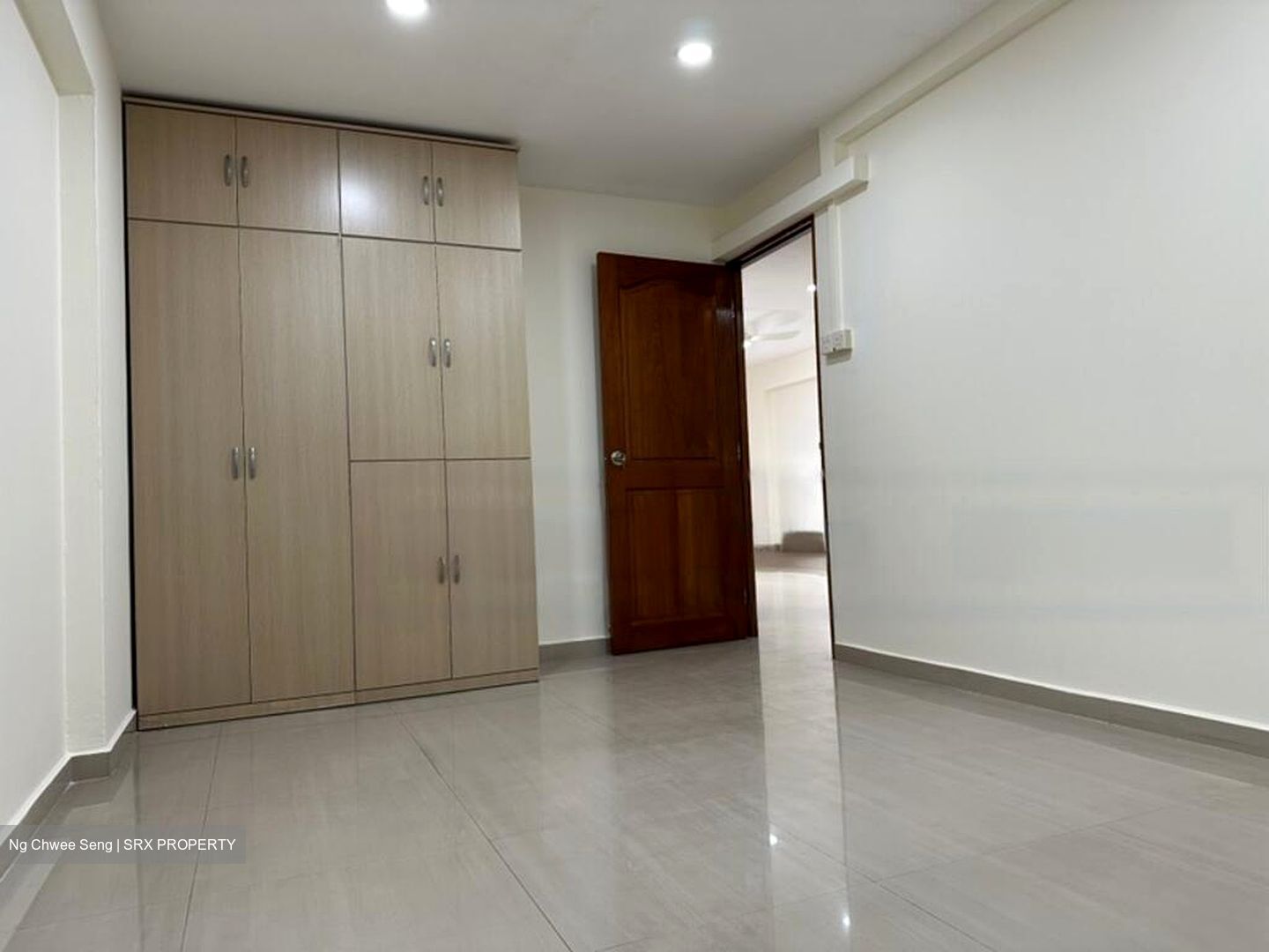 Blk 240 Tampines Street 21 (Tampines), HDB 3 Rooms #467678551